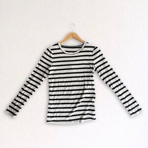 GAP Black & Gray Striped Long Sleeve Shirt Size M Soft Stretch Top